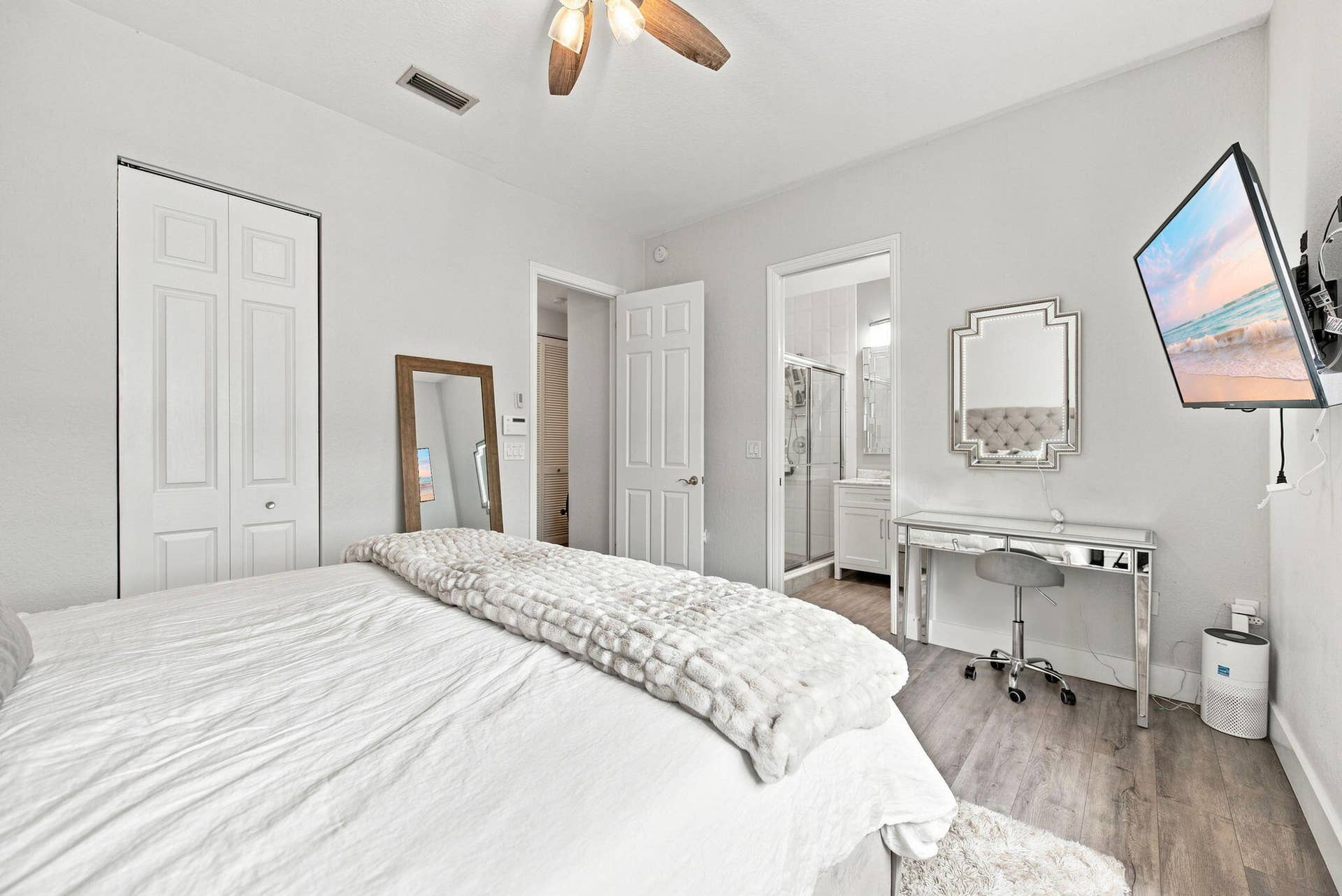 506 NE 7TH Avenue, #1, Fort Lauderdale, FL 33301 30-web-or-mls-506-ne-7th-ave-1