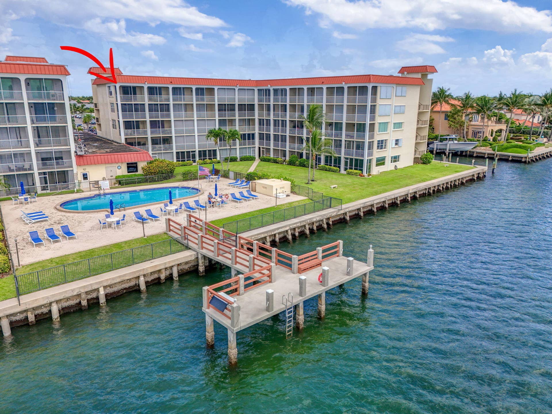 105 Paradise Harbour Boulevard, #501, North Palm Beach, FL 33408 Pool