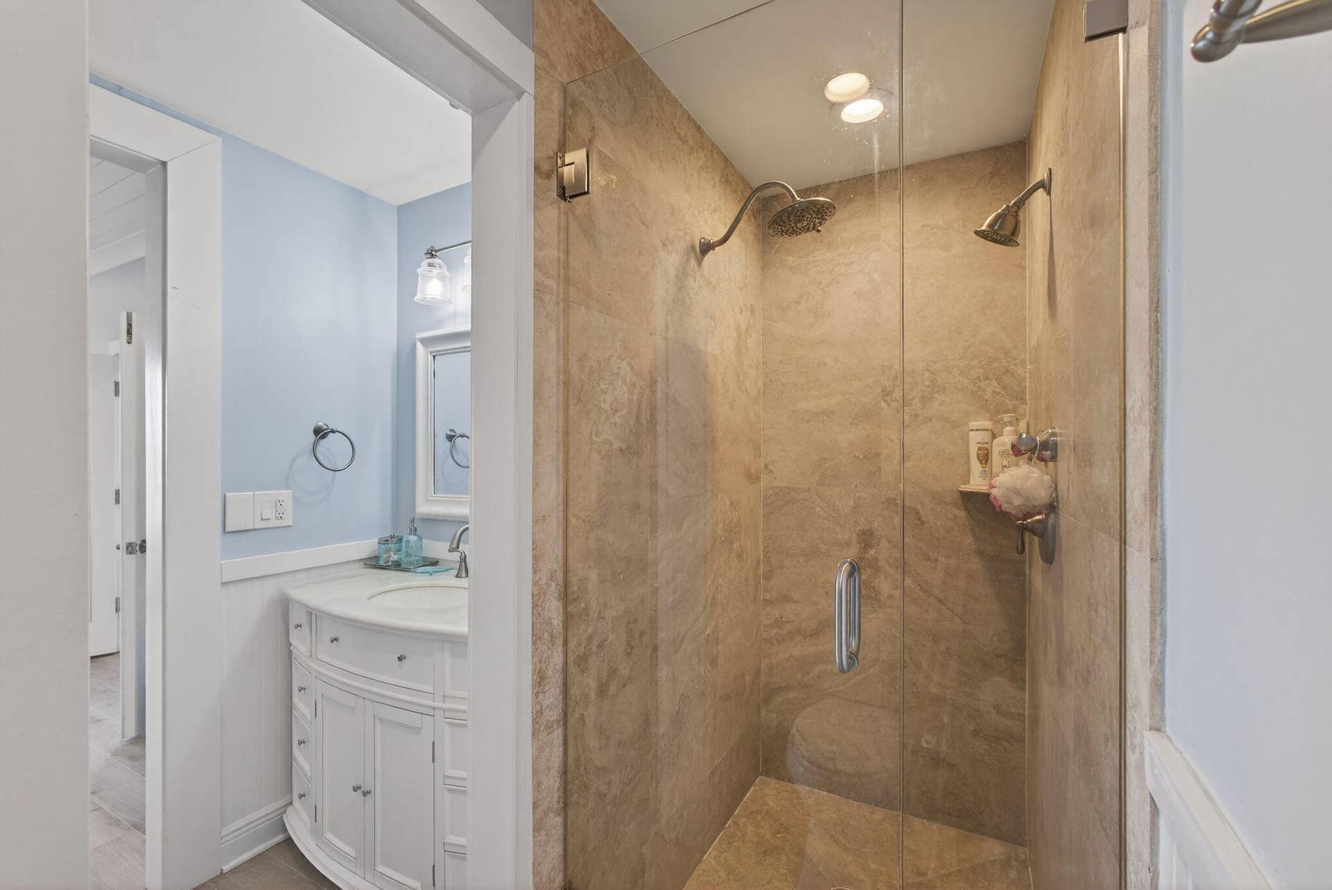 105 Paradise Harbour Boulevard, #501, North Palm Beach, FL 33408 Main Bathroom