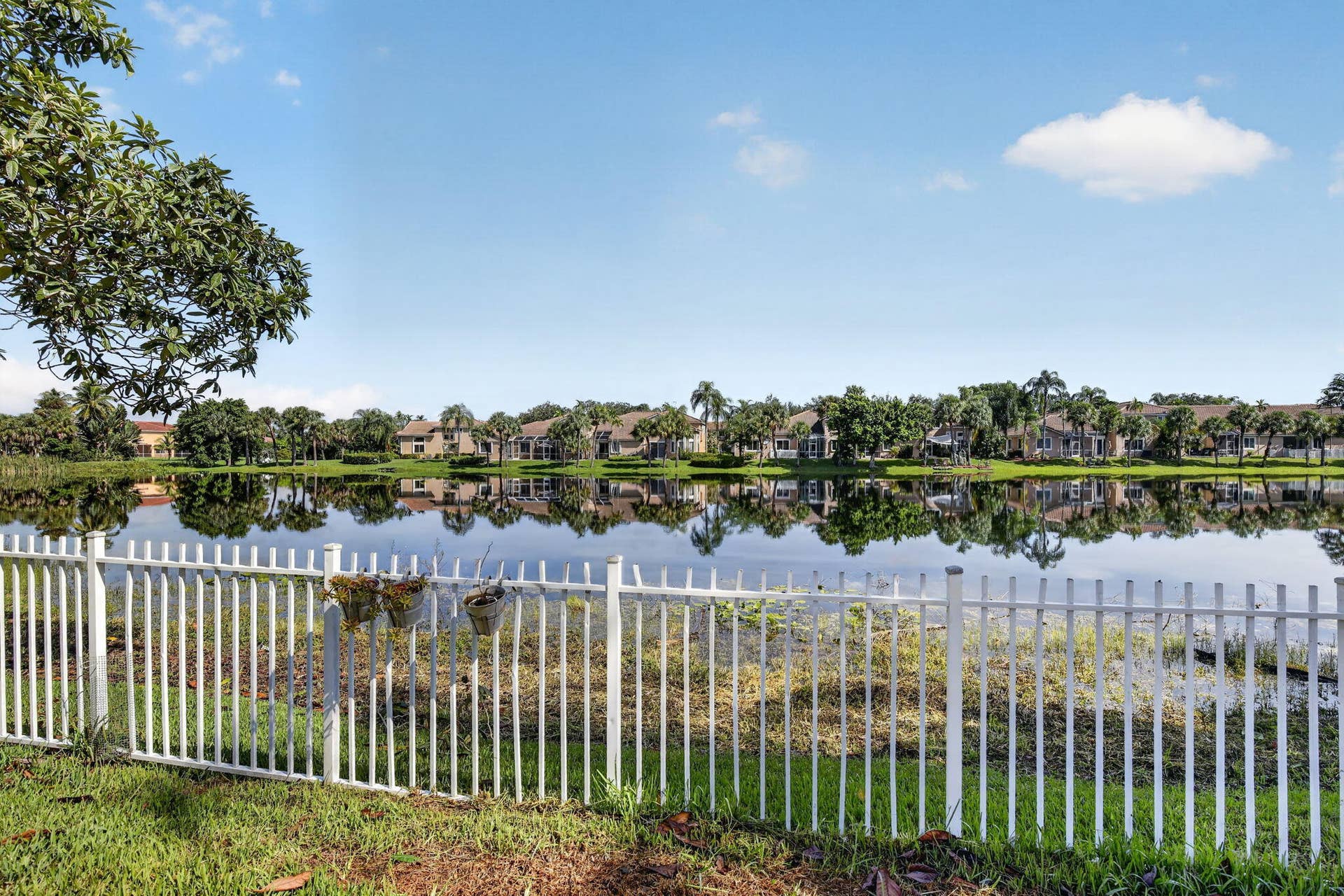 15891 SW 14TH Street, Pembroke Pines, FL 33027 42-web-or-mls-_A7A7060