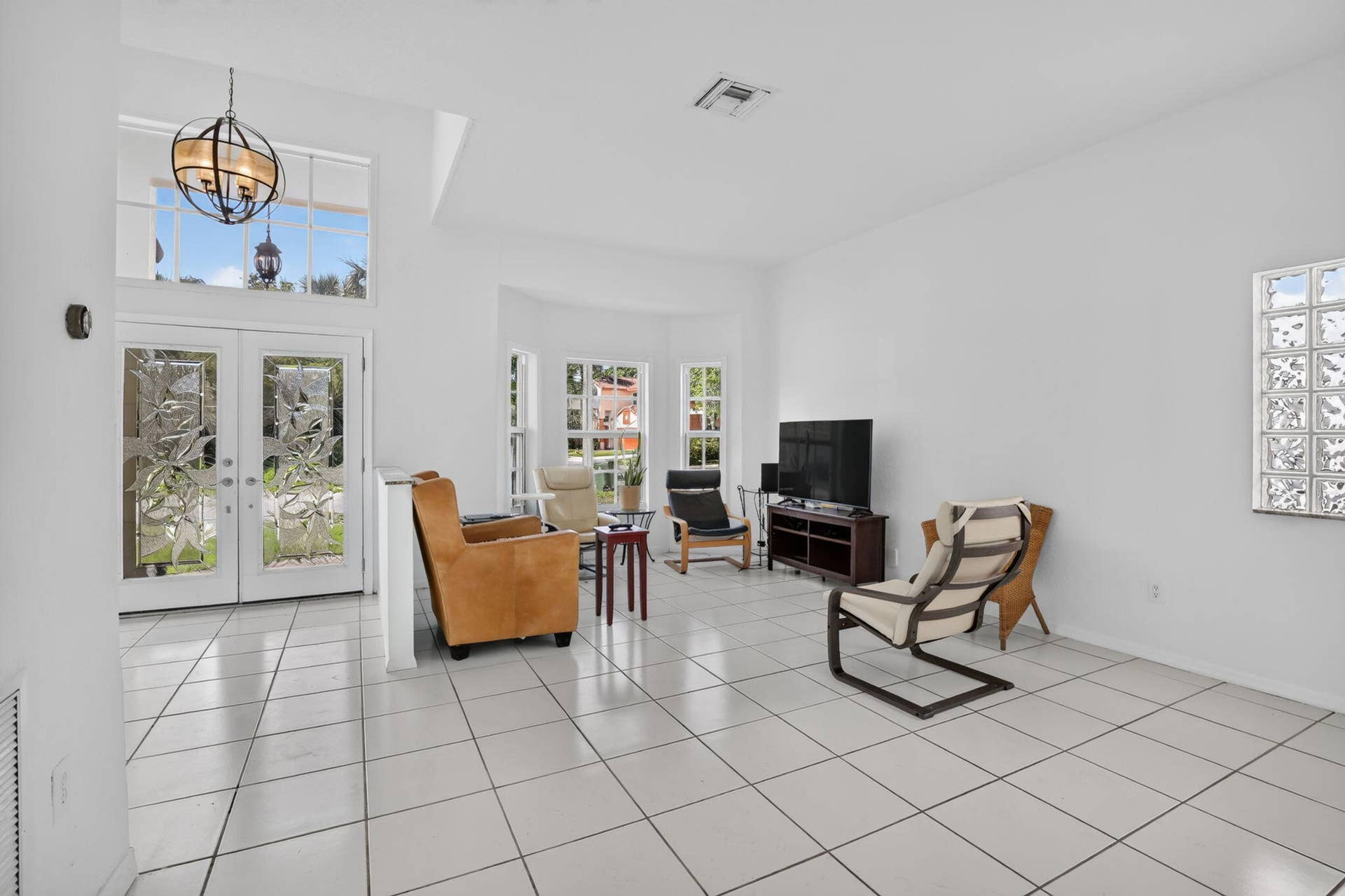 15891 SW 14TH Street, Pembroke Pines, FL 33027 6-web-or-mls-_A7A6880