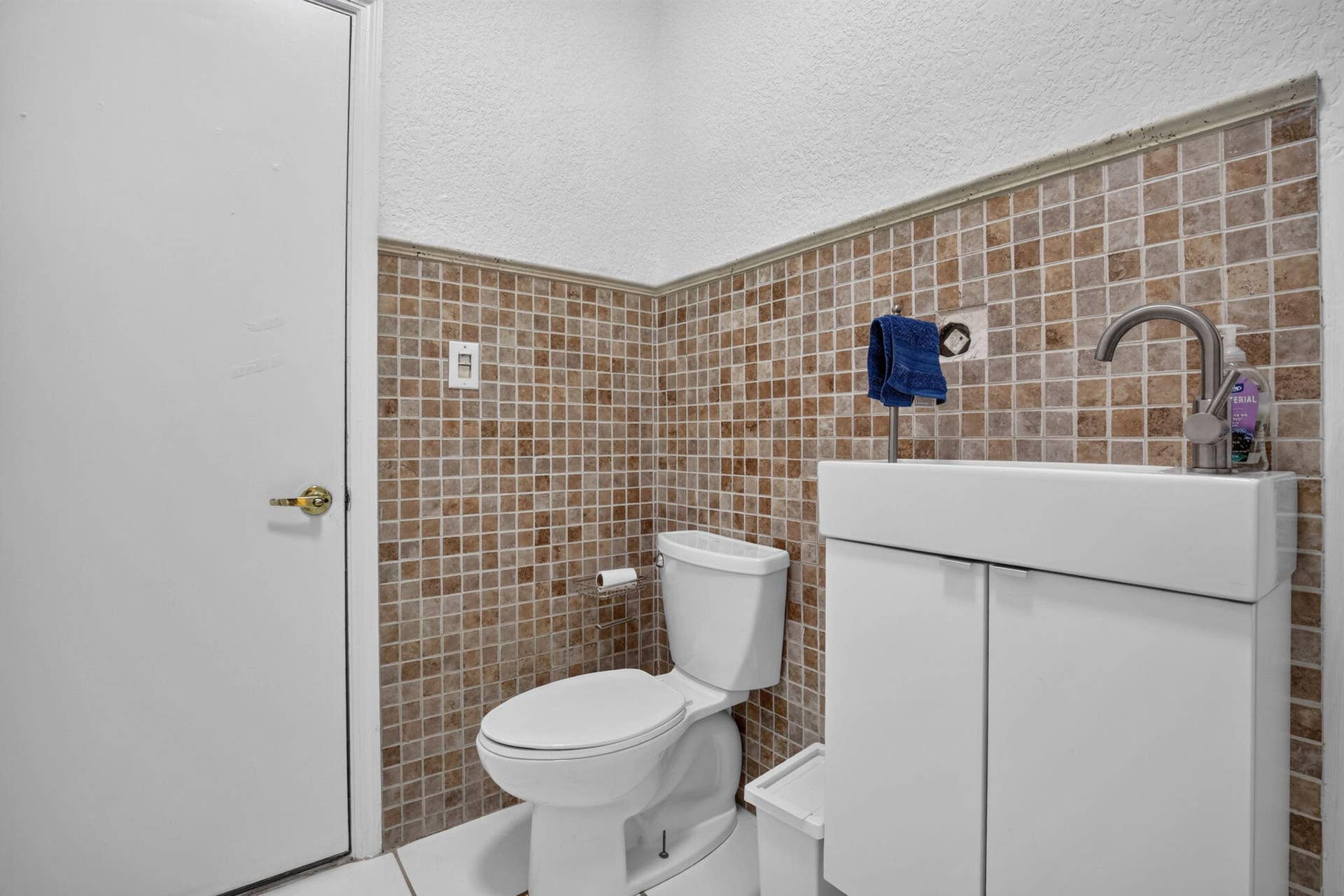 15891 SW 14TH Street, Pembroke Pines, FL 33027 34-web-or-mls-_A7A7029