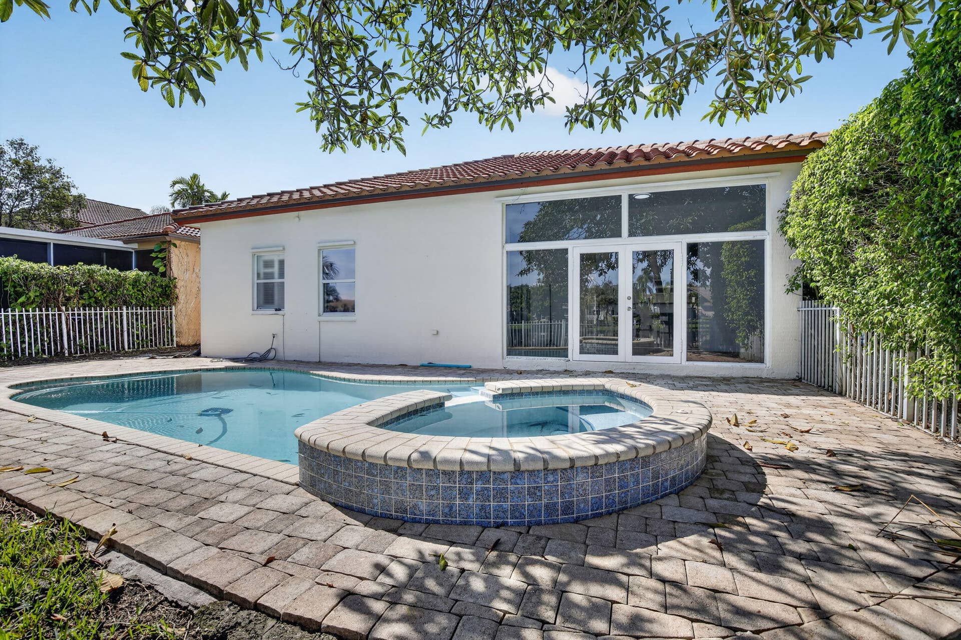 15891 SW 14TH Street, Pembroke Pines, FL 33027 39-web-or-mls-_A7A7045
