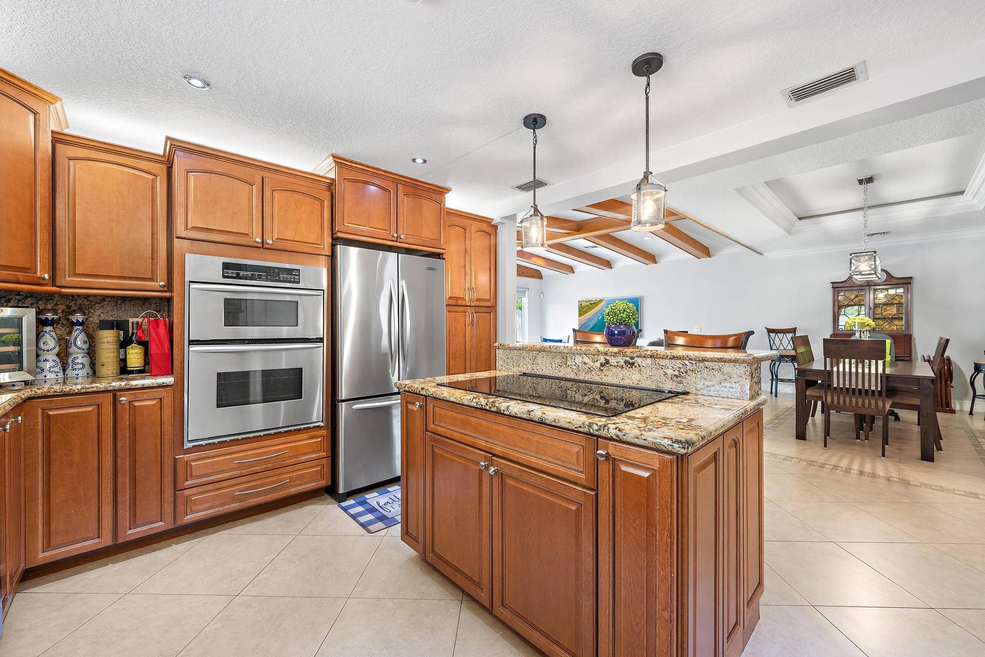 243 Gray St-12