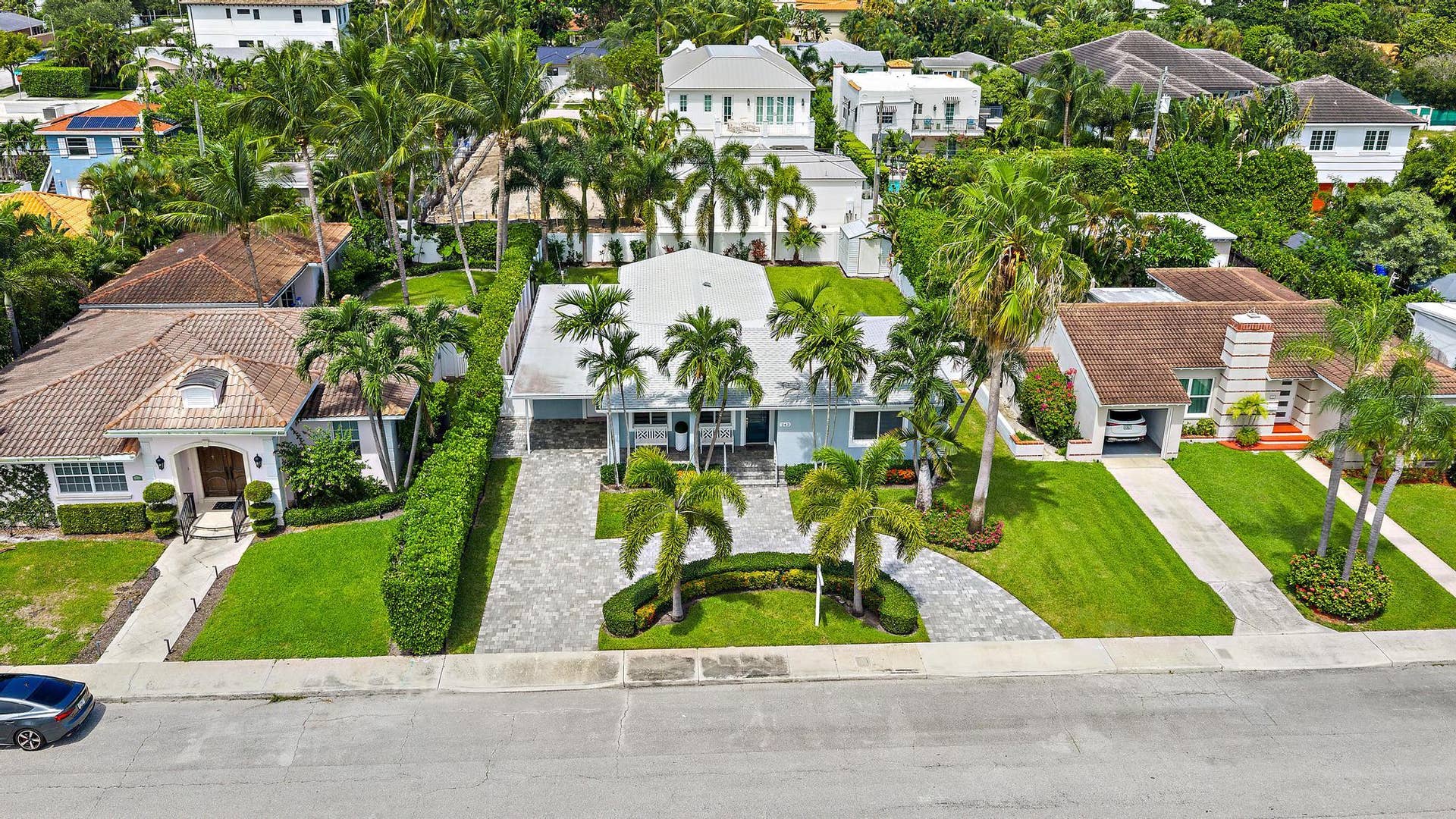 243 Gray St-26