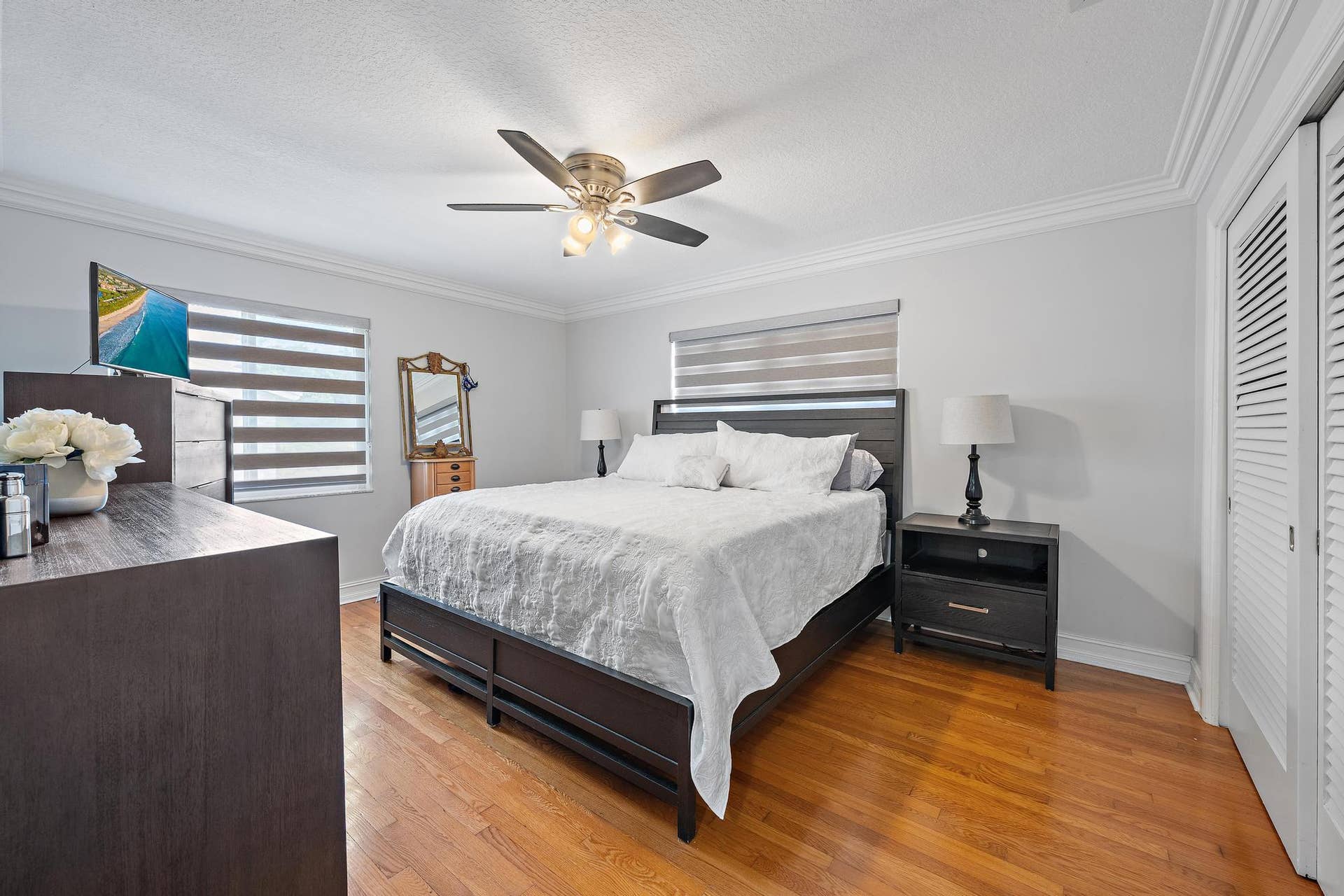 243 Gray St-7