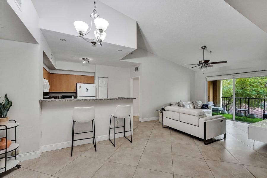 Property photo for 7940 N NOB HILL Road, #304, Tamarac, FL