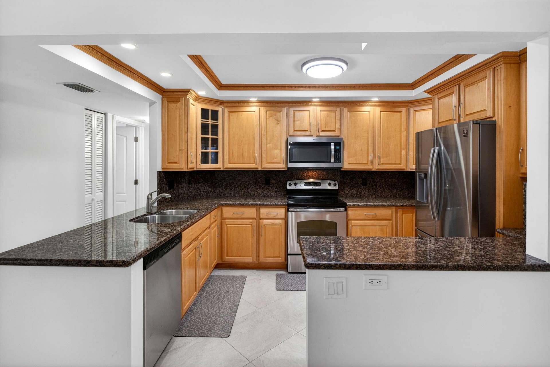 405 N OCEAN Boulevard, #507, Pompano Beach, FL 33062 9-web-or-mls-IMG_7070