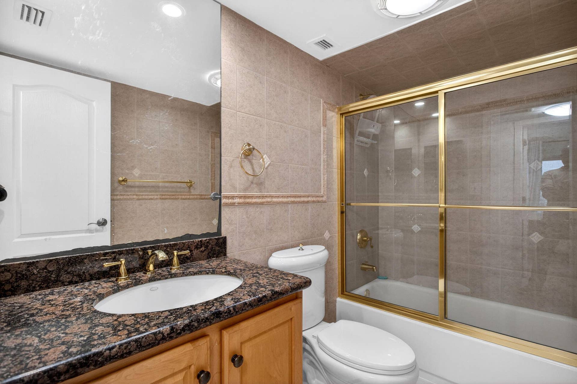 405 N OCEAN Boulevard, #507, Pompano Beach, FL 33062 30-web-or-mls-IMG_7178