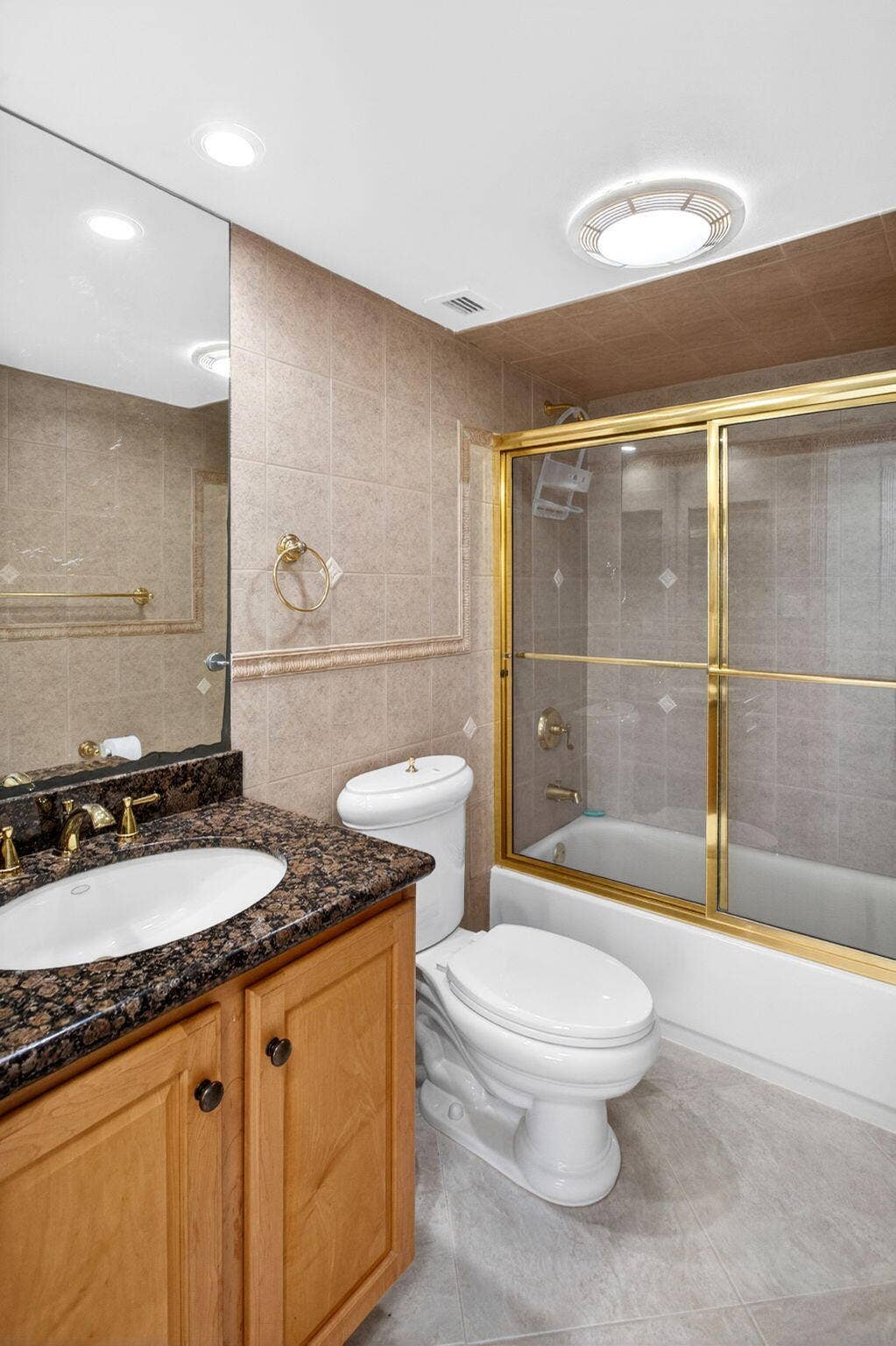 405 N OCEAN Boulevard, #507, Pompano Beach, FL 33062 31-web-or-mls-IMG_7376