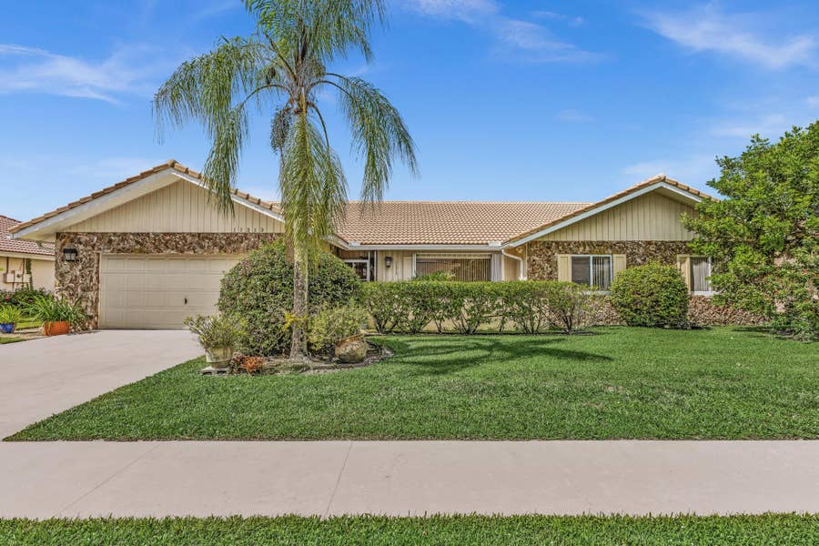 Property photo for 11313 PIPING ROCK Drive, Boynton Beach, FL
