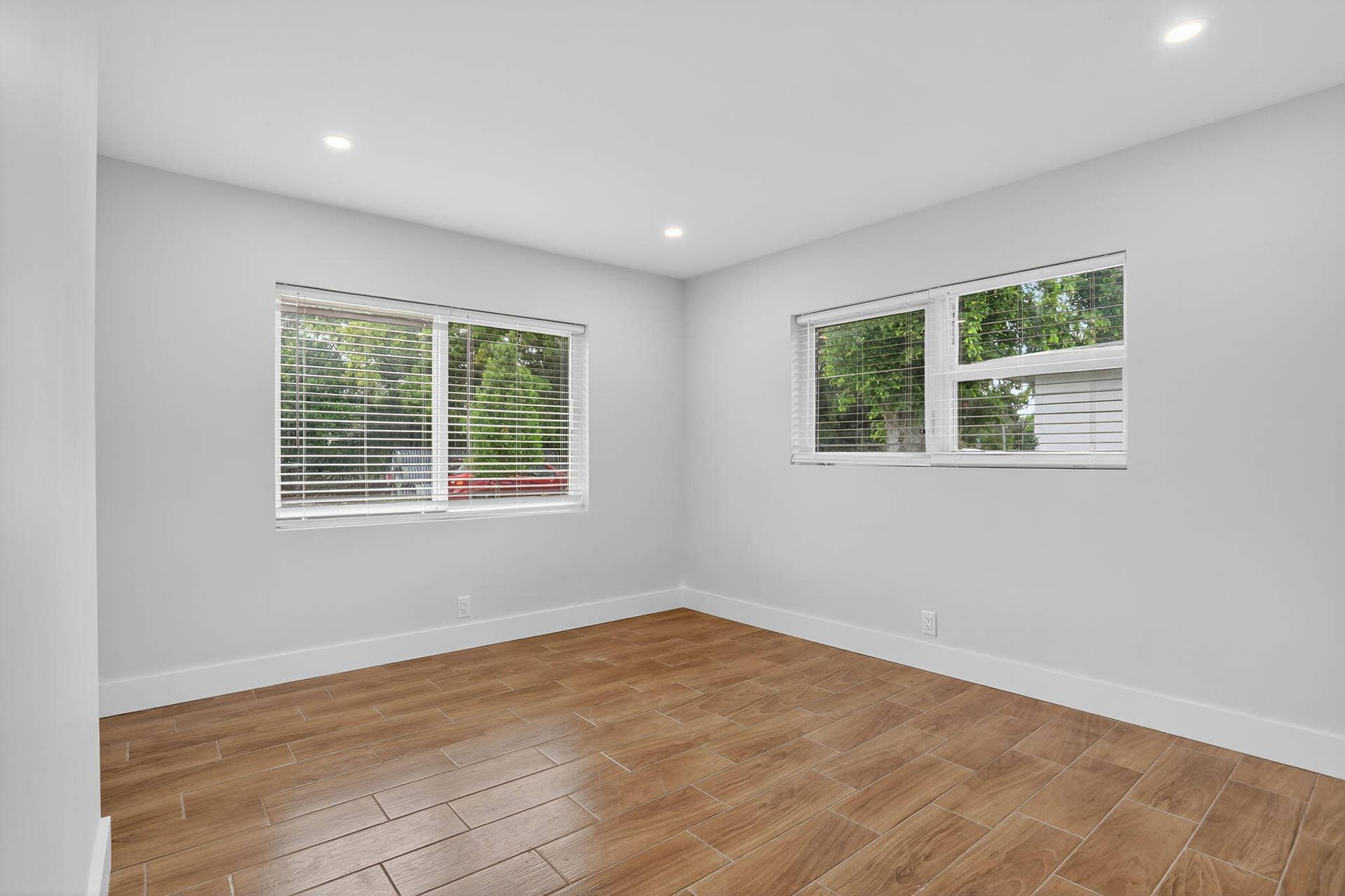 25-web-or-mls-1851-4132