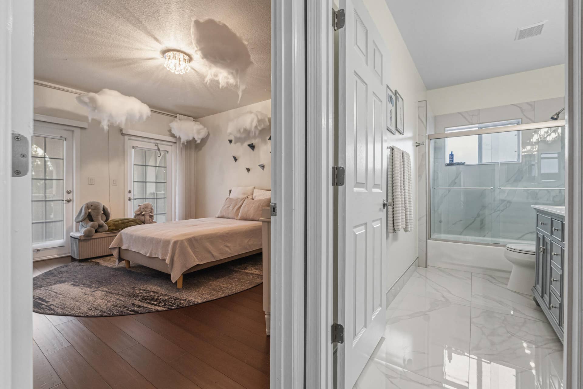 7372 NW 18TH Court, Pembroke Pines, FL 33024 3rd bedroom entrance/ full bathroom entrance second floor