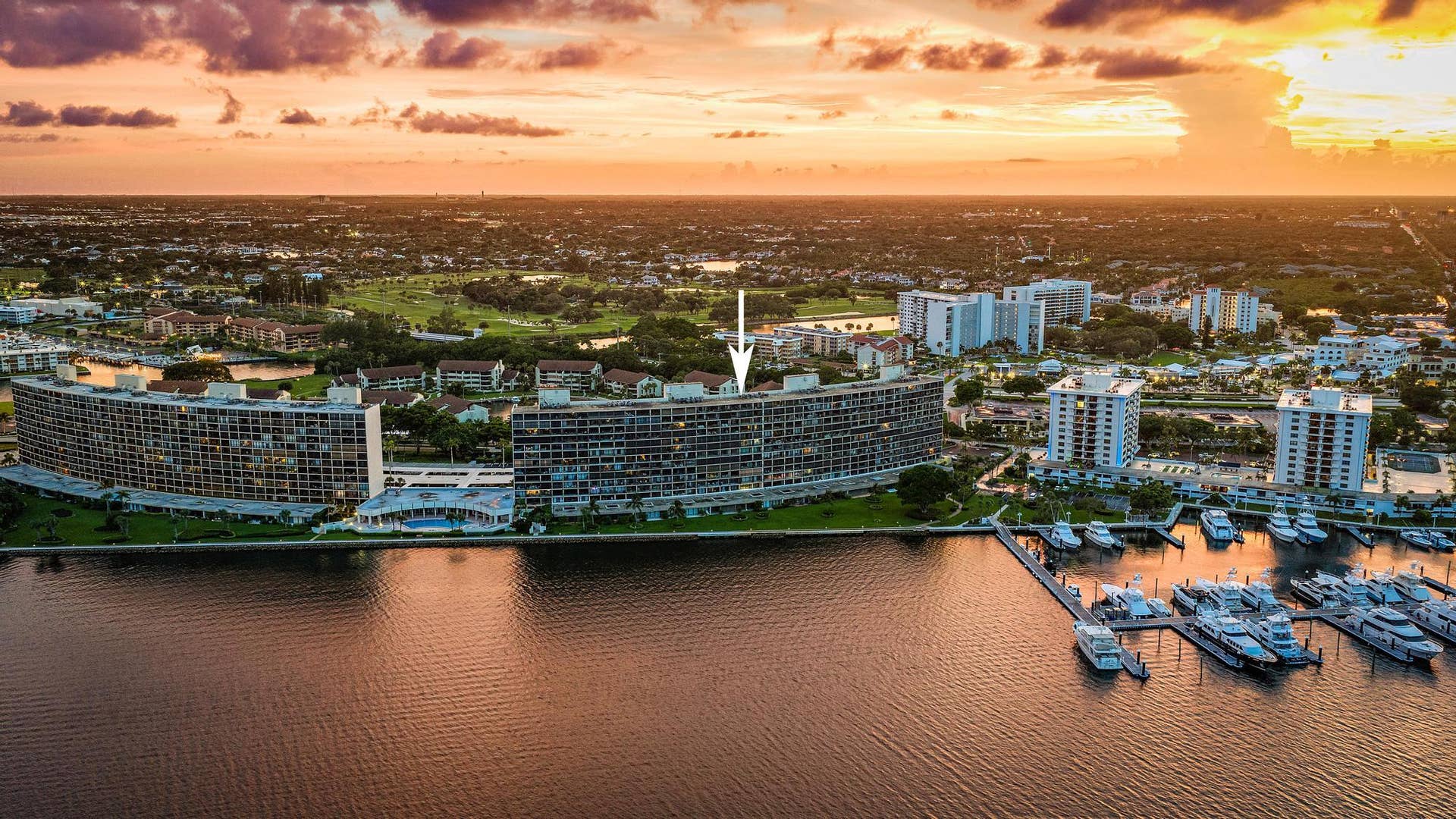 134 LAKESHORE Drive, #316, North Palm Beach, FL 33408 Aerial View