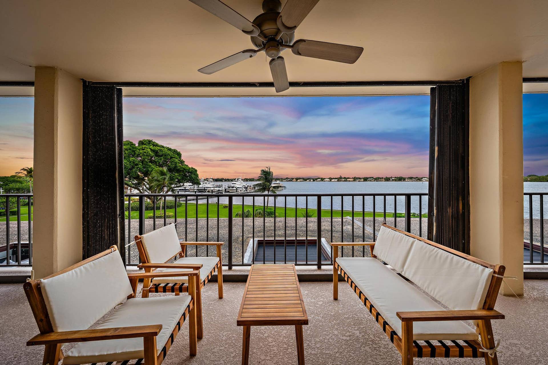 134 LAKESHORE Drive, #316, North Palm Beach, FL 33408 Balcony