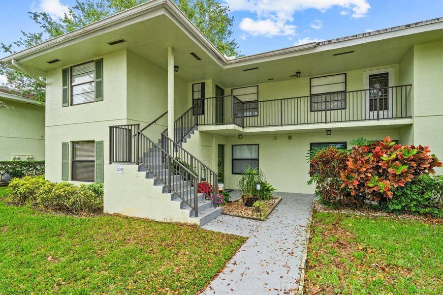 Property photo for 2001 Sabal Ridge Court, #A, Palm Beach Gardens, FL