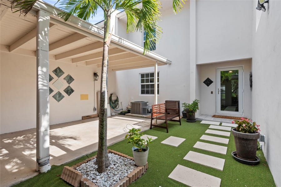 Property photo for 3063 N PALM AIRE Drive, #3063, Pompano Beach, FL