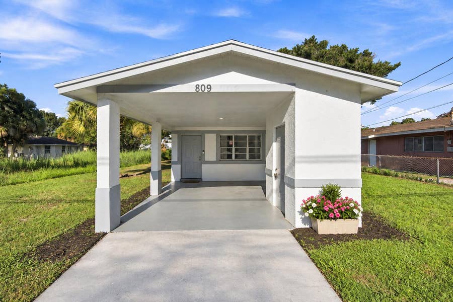 Property photo for 809 N 22ND Street, Fort Pierce, FL