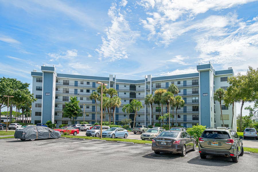 Property photo for 4640 LUCERNE LAKES Boulevard W, #303, Lake Worth, FL
