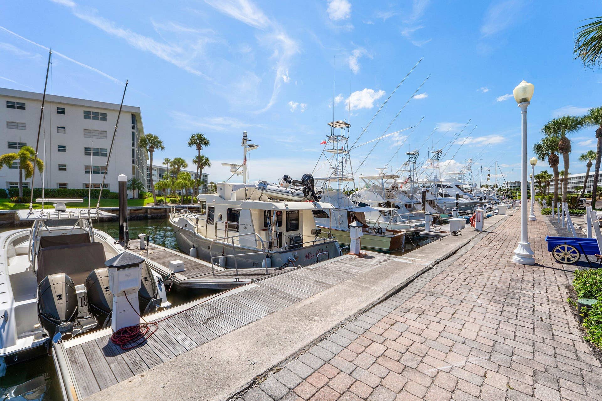 1030 Us Highway 1, #413, North Palm Beach, FL 33408 NPB Marina