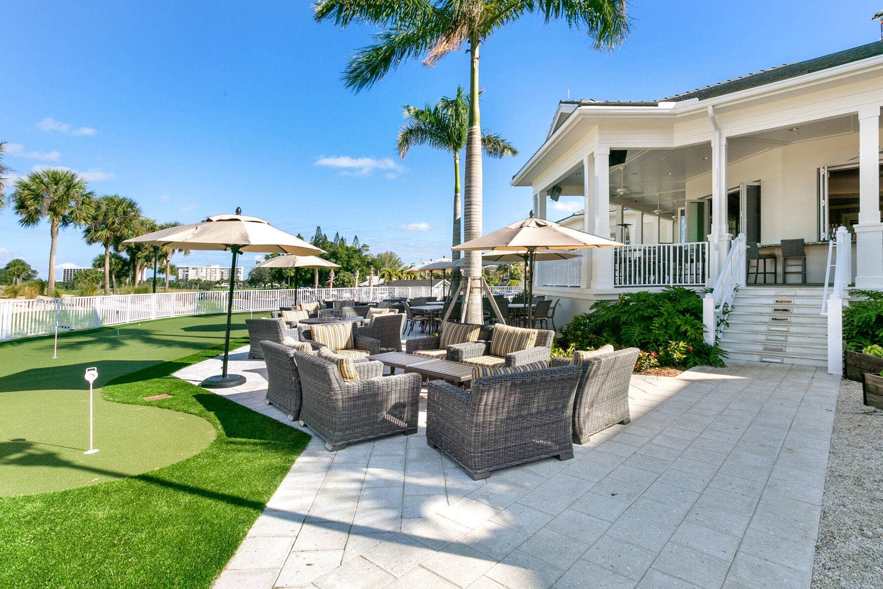 1030 Us Highway 1, #413, North Palm Beach, FL 33408 Restaurant Deck
