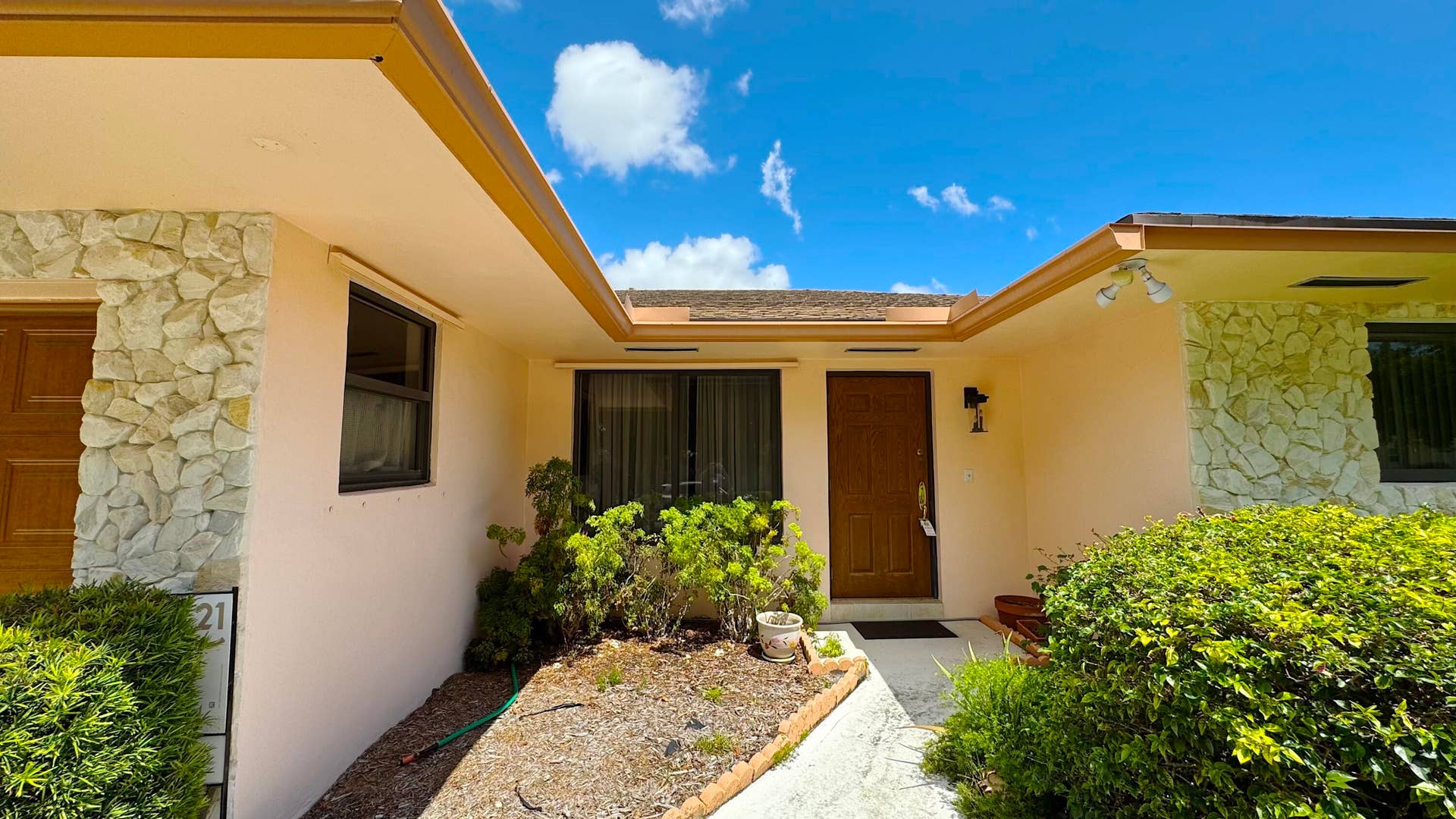 309 SE 4TH Street, Dania Beach, FL 33004 IMG_3646