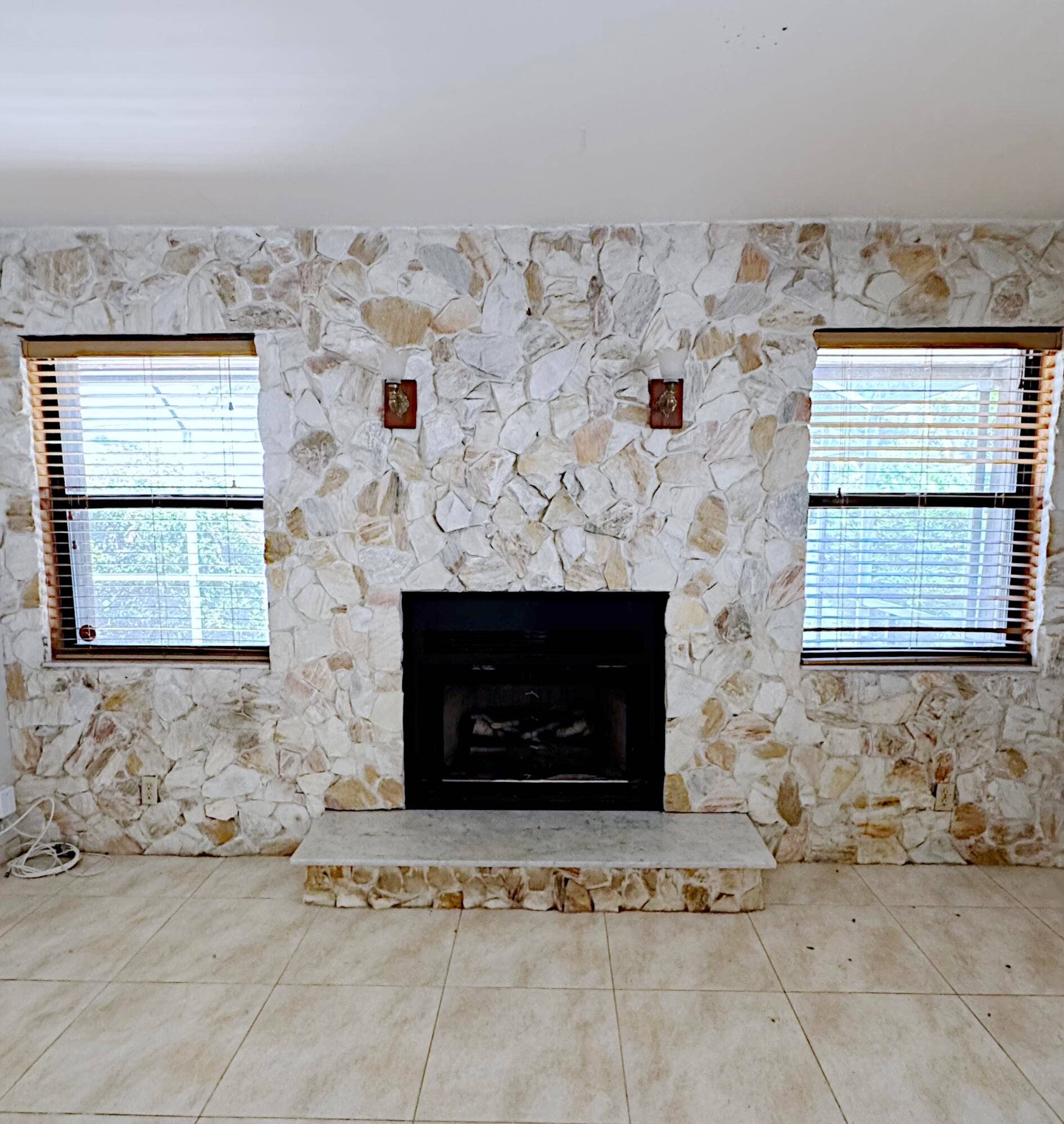 309 SE 4TH Street, Dania Beach, FL 33004 IMG_3673