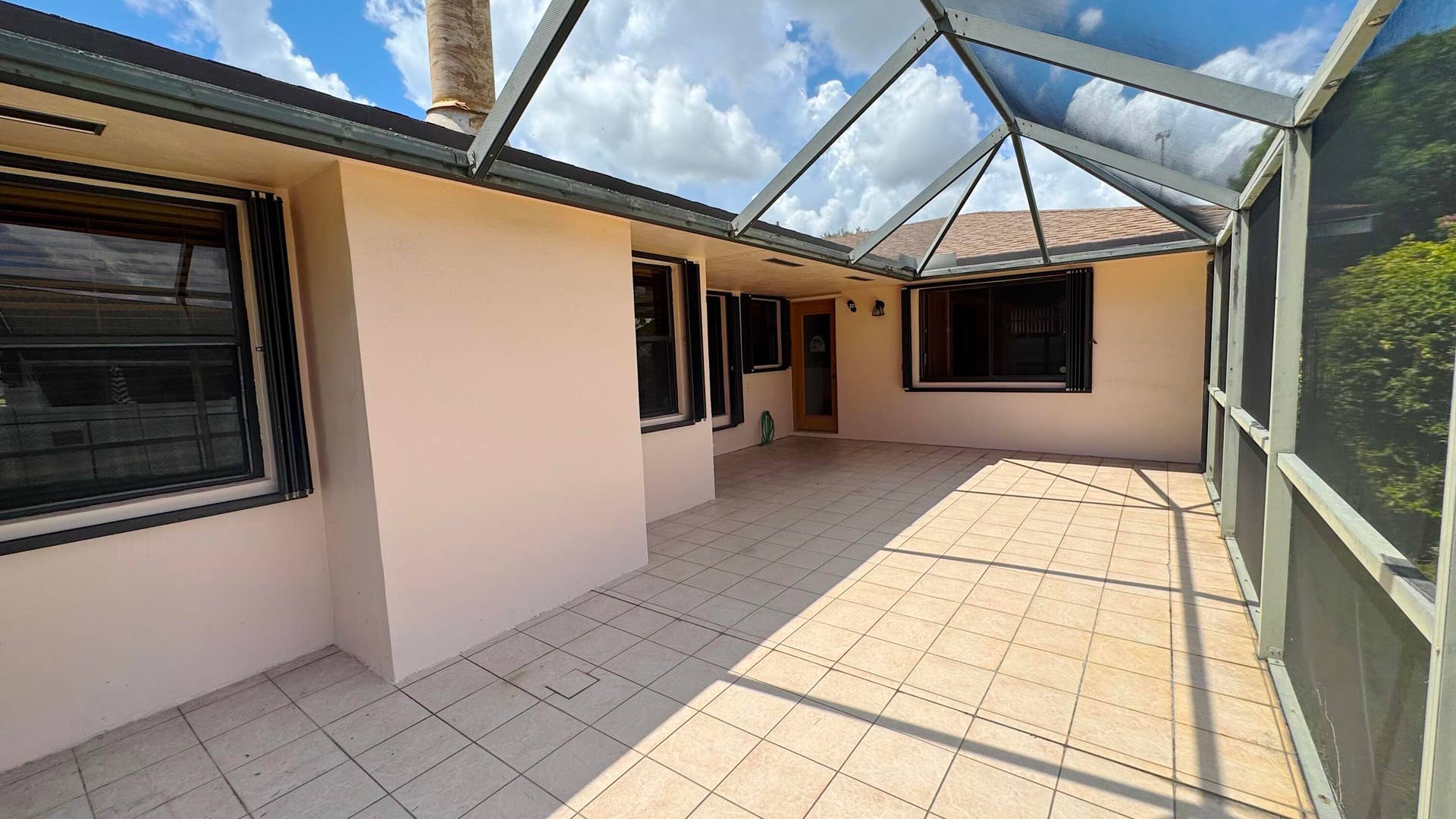 309 SE 4TH Street, Dania Beach, FL 33004 IMG_3679