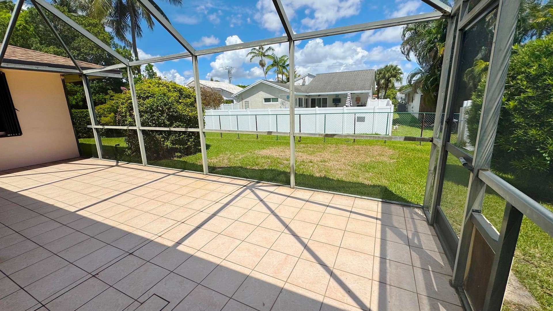 309 SE 4TH Street, Dania Beach, FL 33004 IMG_3677