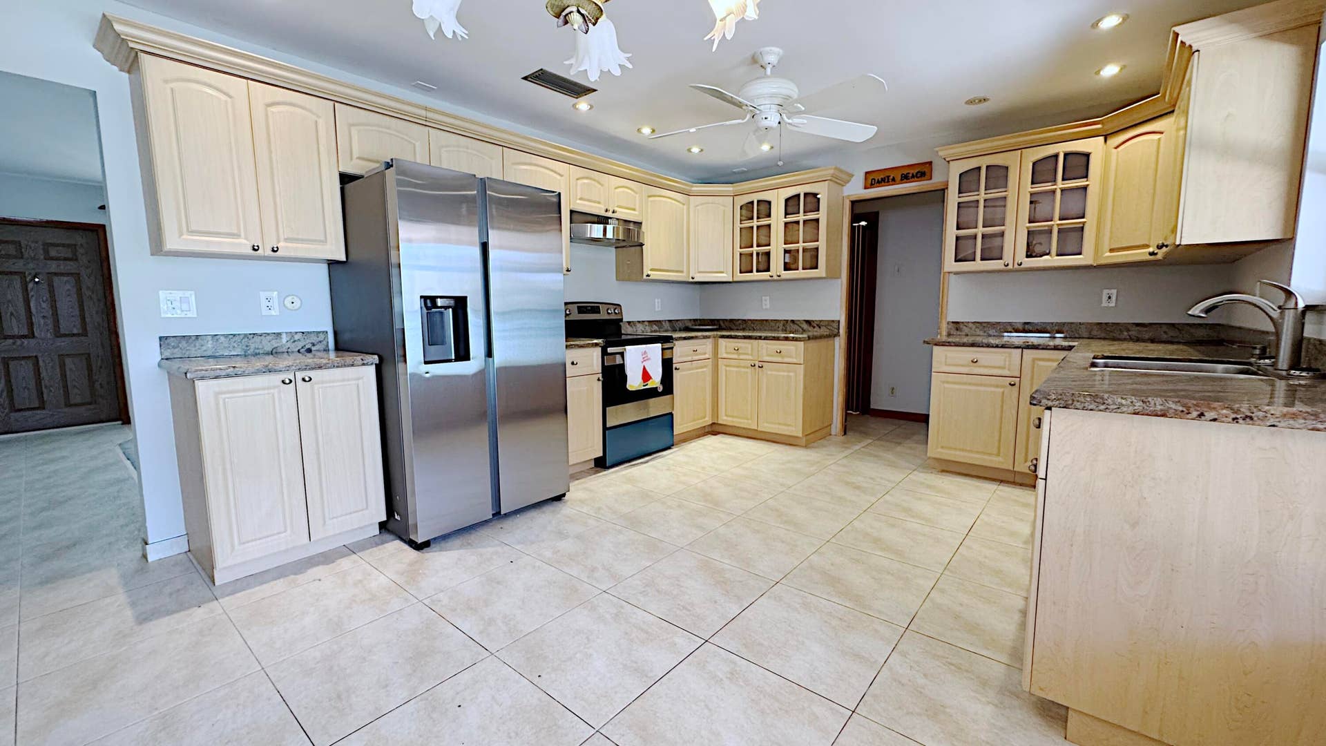 309 SE 4TH Street, Dania Beach, FL 33004 IMG_3662