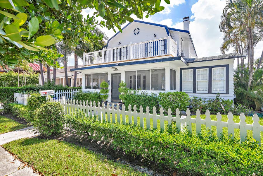 Property photo for 3901 Washington Road, West Palm Beach, FL