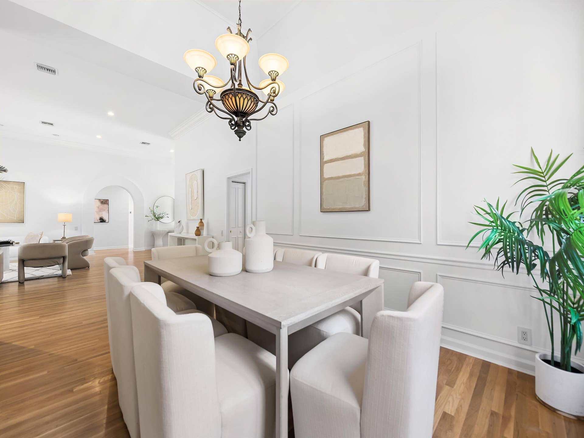 Formal Dining