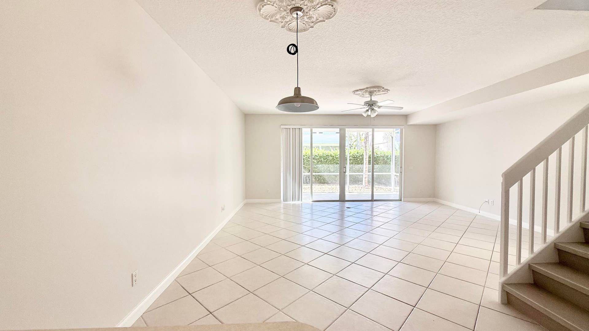 2171 Tigris Drive, West Palm Beach, FL 33411 Living/dining area