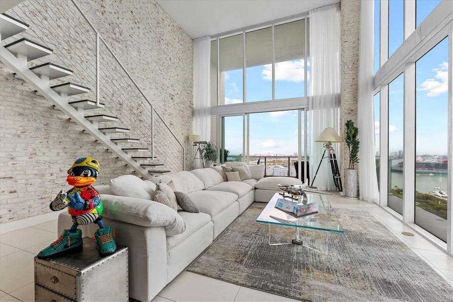 Property photo for 1040 Biscayne Boulevard, #2101, Miami, FL