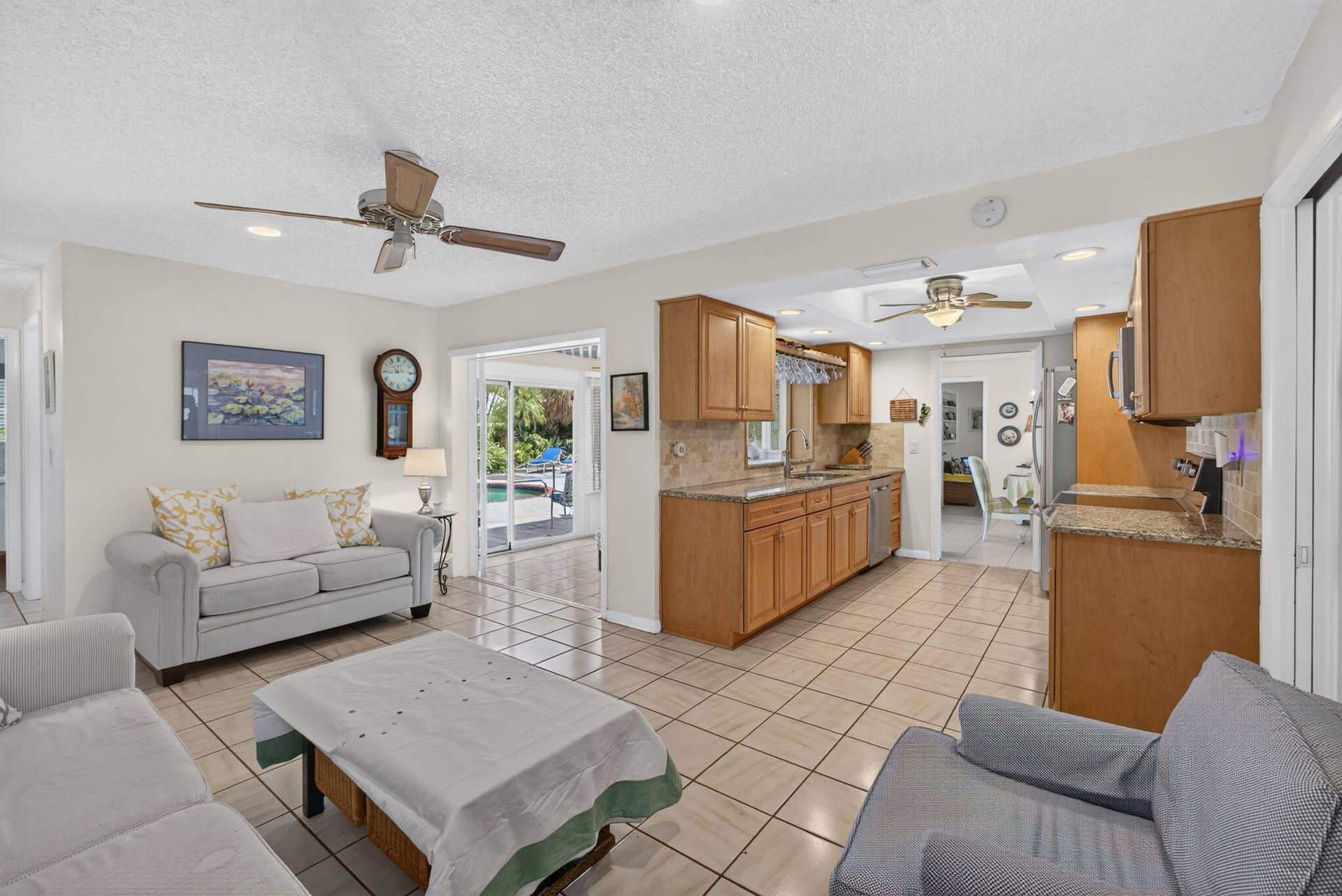 119 Cruiser Road S, North Palm Beach, FL 33408 119 Cruiser Road S