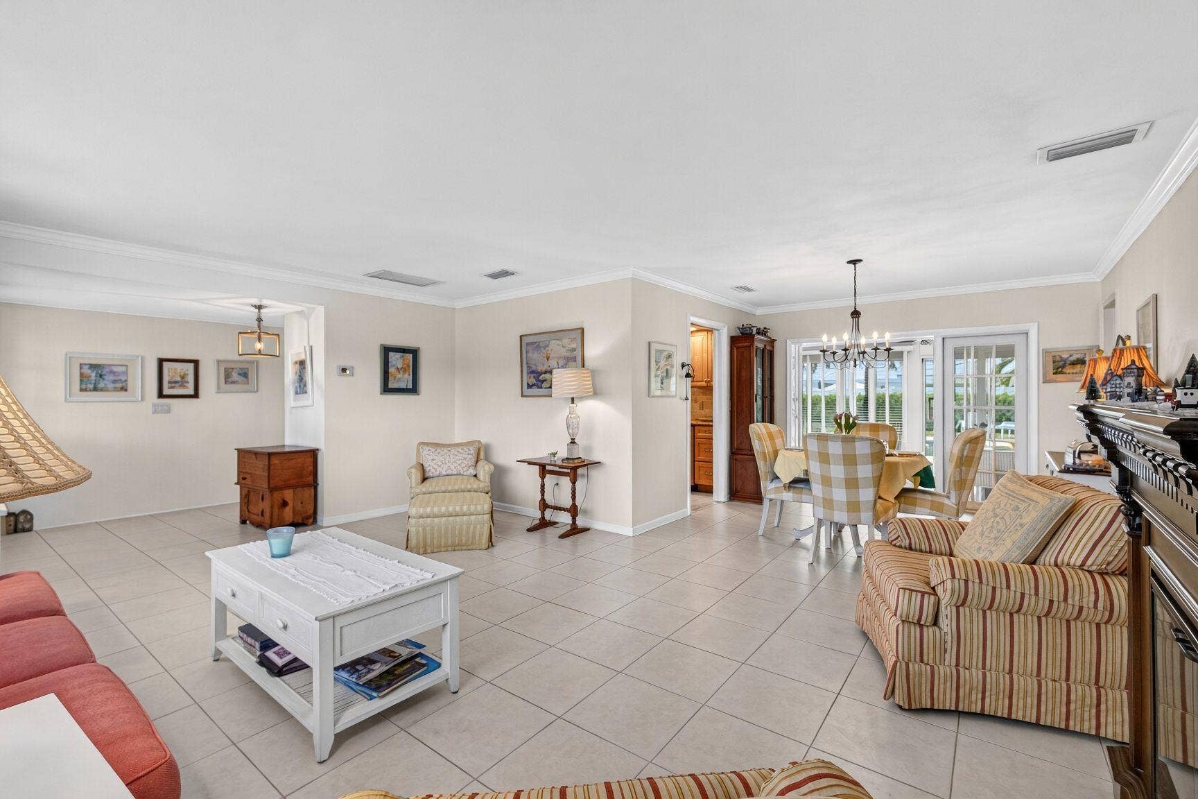 119 Cruiser Road S, North Palm Beach, FL 33408 119 Cruiser Road S