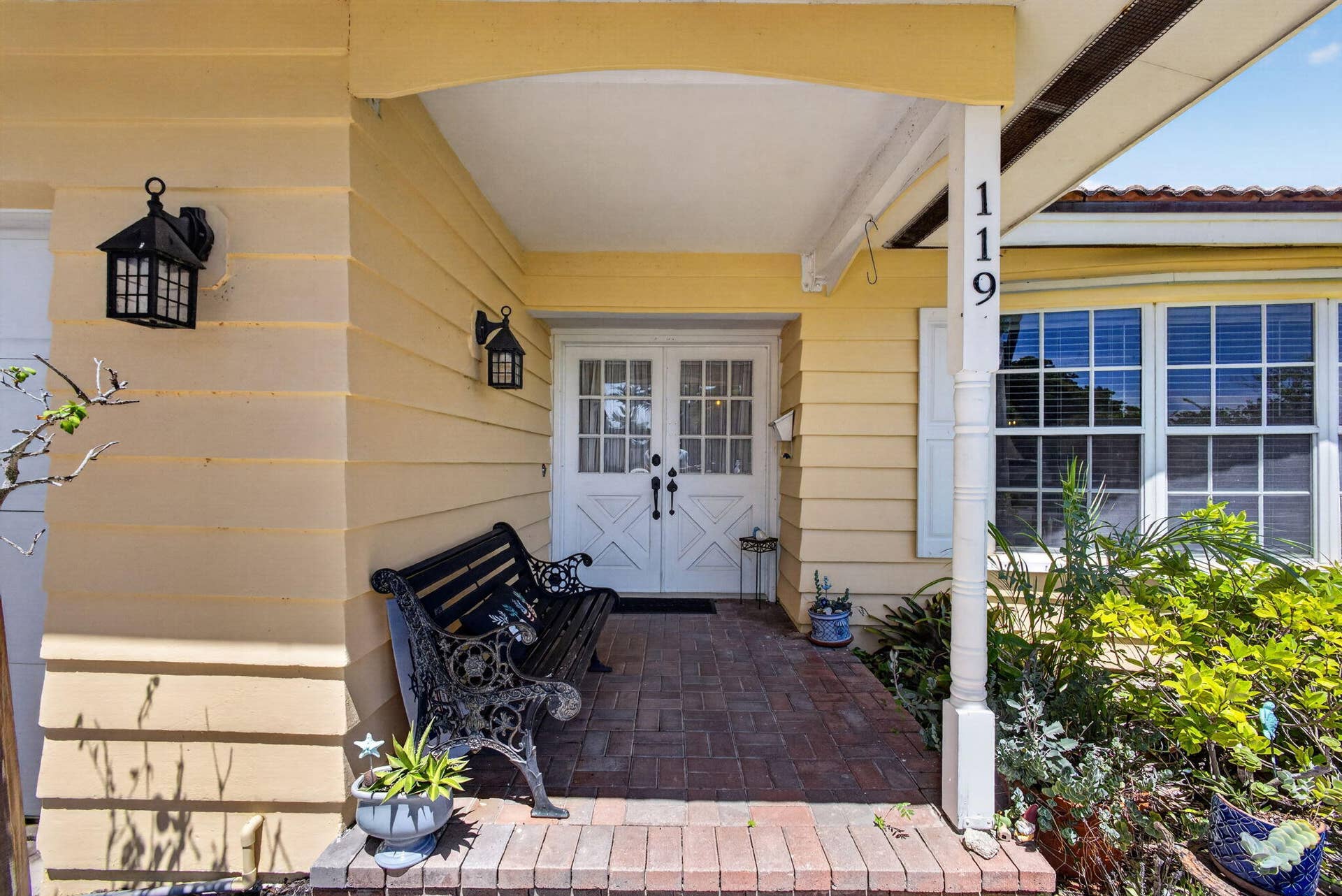 119 Cruiser Road S, North Palm Beach, FL 33408 119 Cruiser Road S