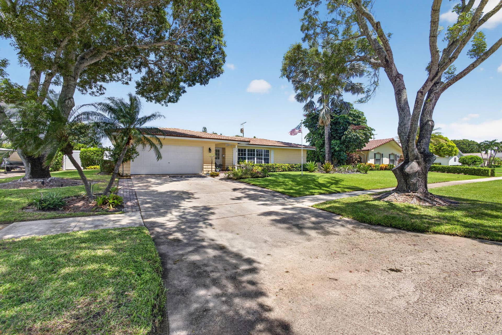 119 Cruiser Road S, North Palm Beach, FL 33408 119 Cruiser Road S