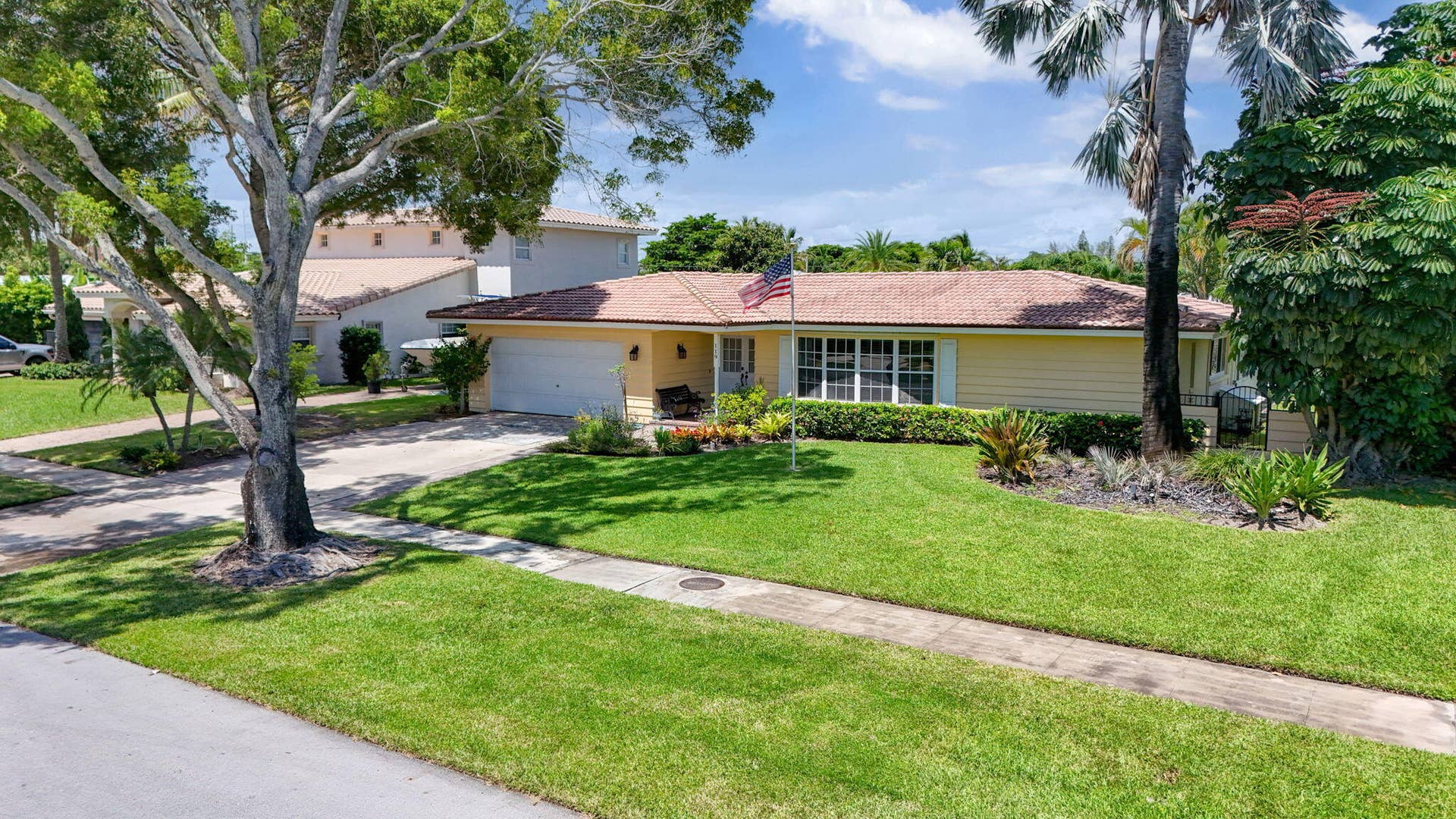 119 Cruiser Road S, North Palm Beach, FL 33408 119 Cruiser Road S