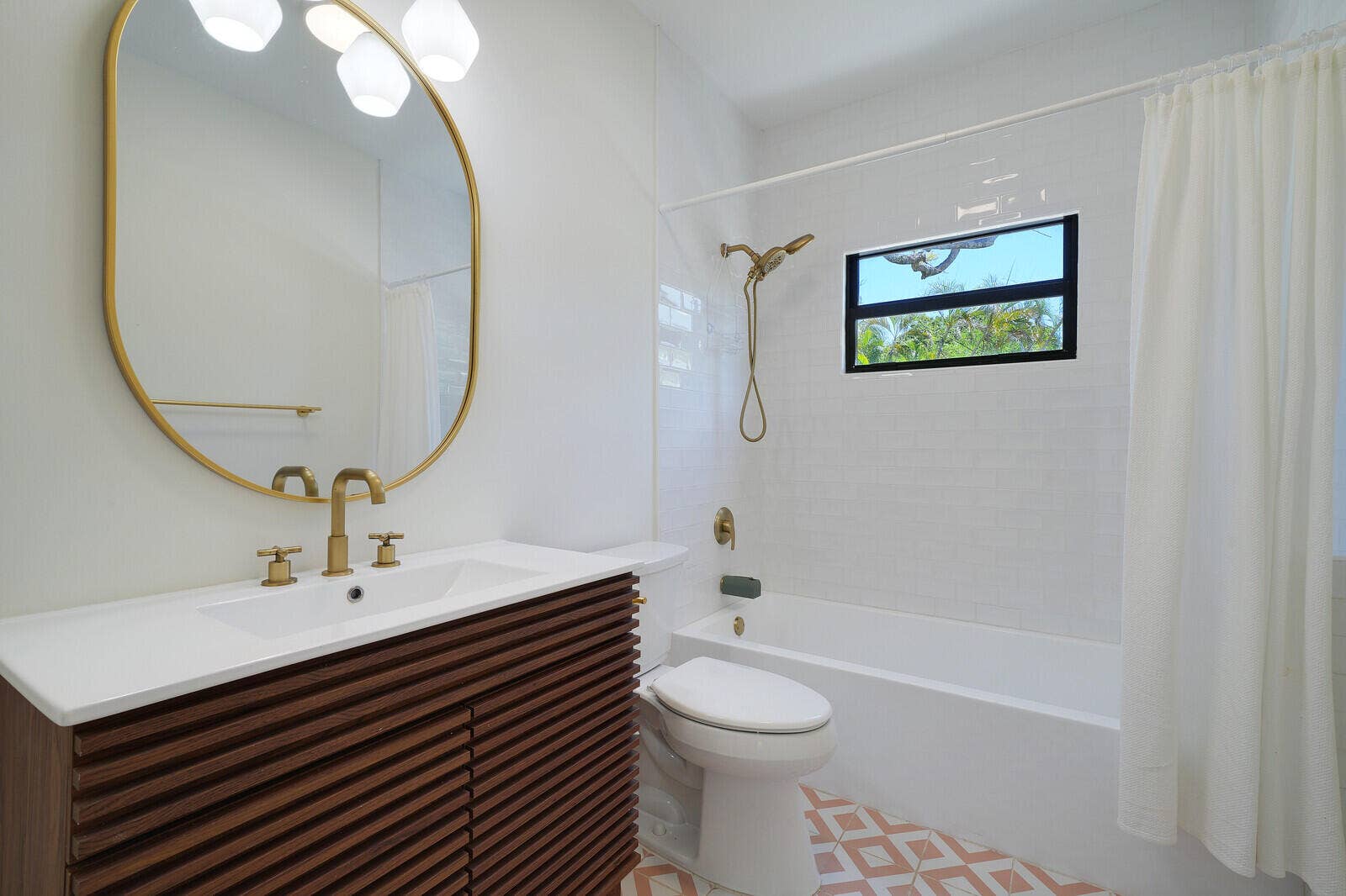 Main House Bathroom 2