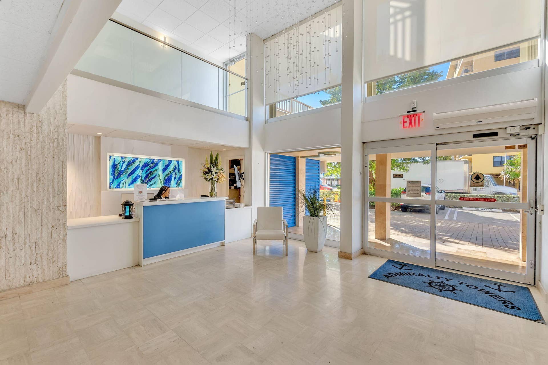 750 N Ocean Boulevard, #707, Pompano Beach, FL 33062 Lobby security
