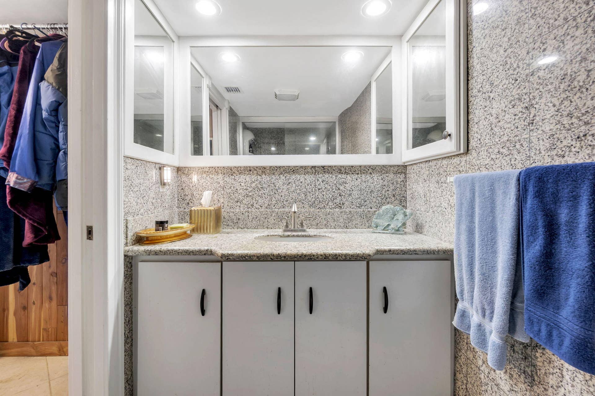 750 N Ocean Boulevard, #707, Pompano Beach, FL 33062 26-web-or-mls-DSC09038dsc09038