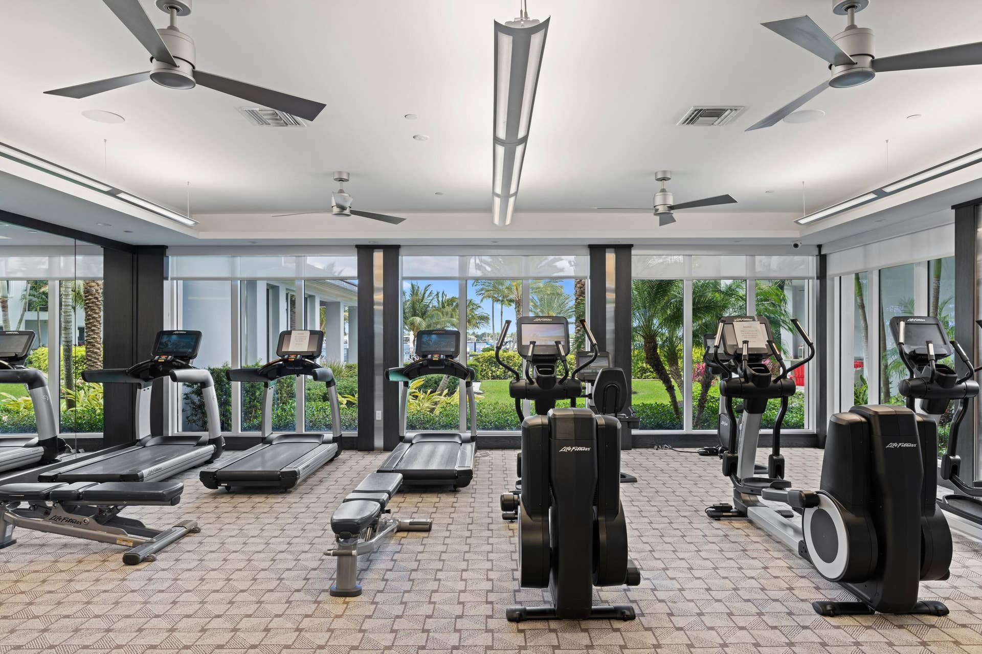 2 WATER CLUB Way, #1204, North Palm Beach, FL 33408 26