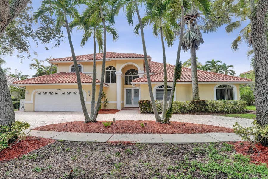 Property photo for 11340 Lakeshore Drive, Cooper City, FL