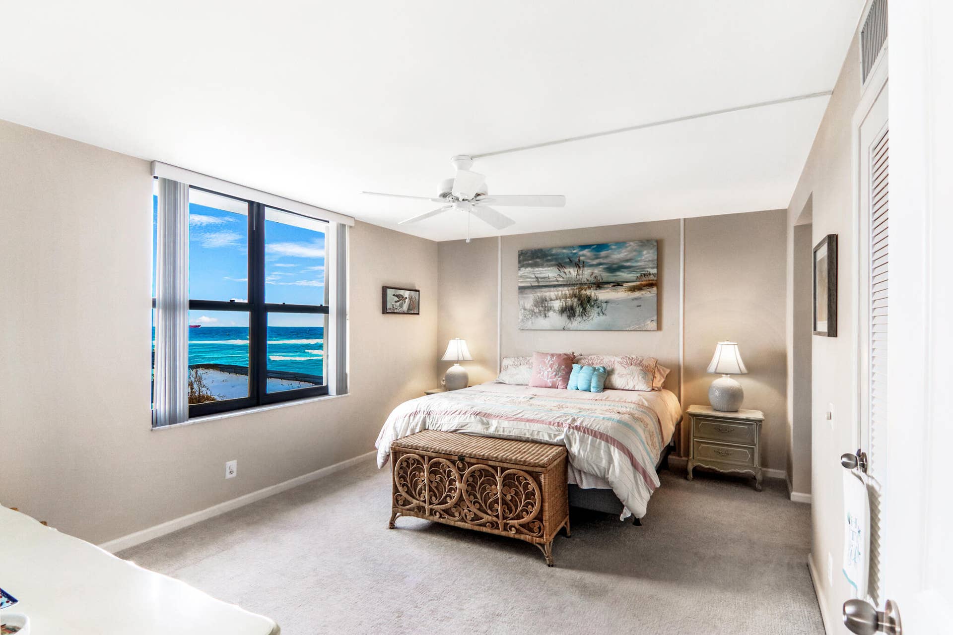 5480 N OCEAN Drive, #A1D, Singer Island, FL 33404 IMG_1375