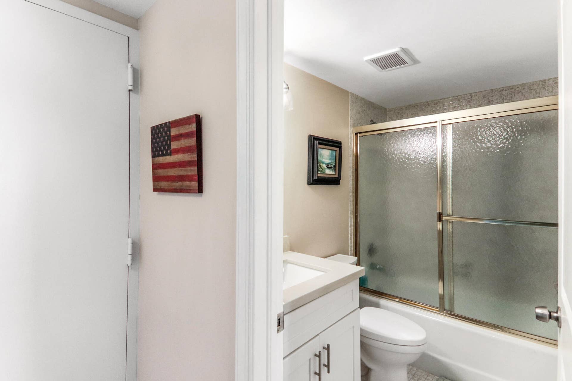 5480 N OCEAN Drive, #A1D, Singer Island, FL 33404 IMG_1345