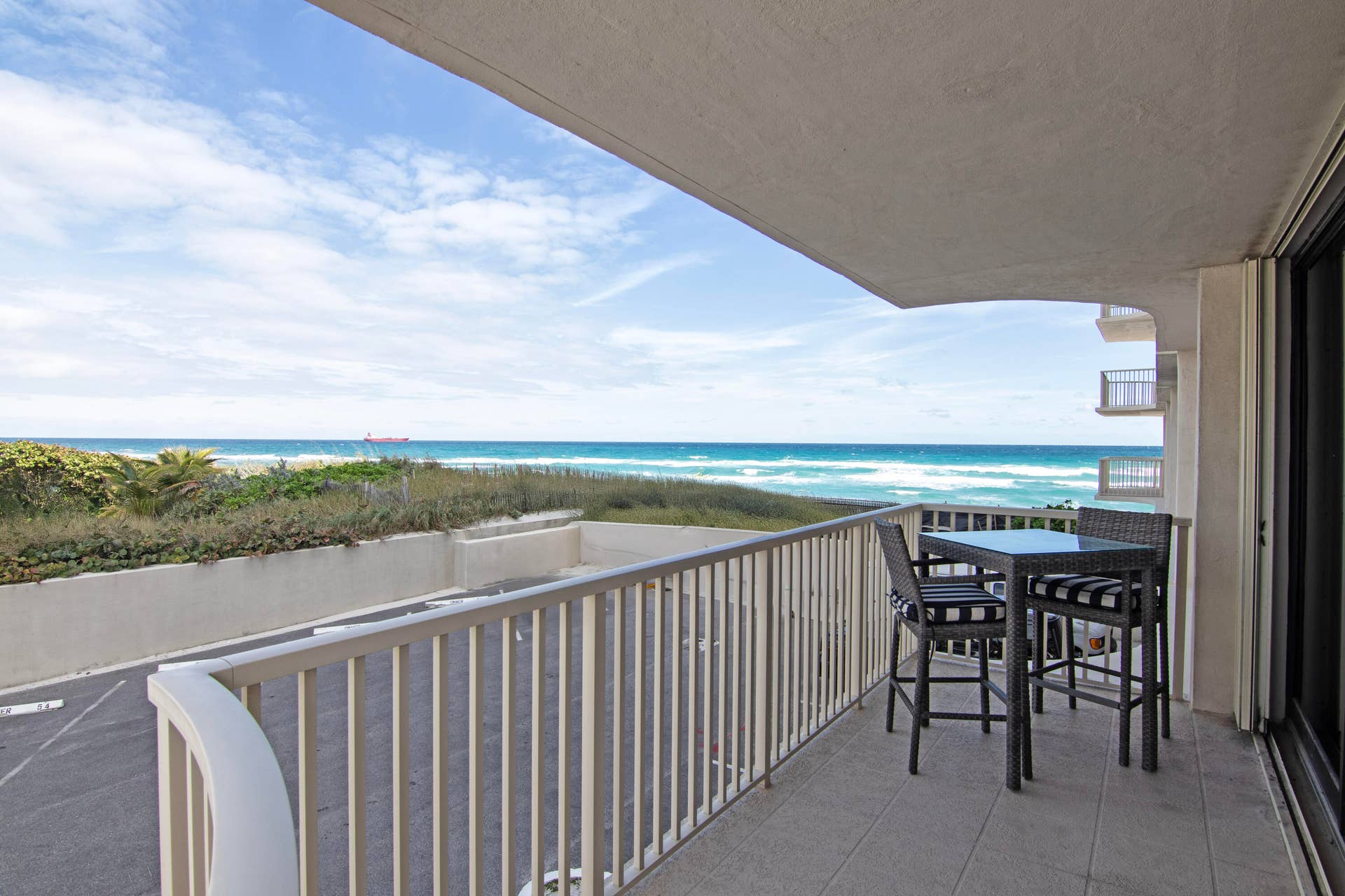 5480 N OCEAN Drive, #A1D, Singer Island, FL 33404 IMG_1512
