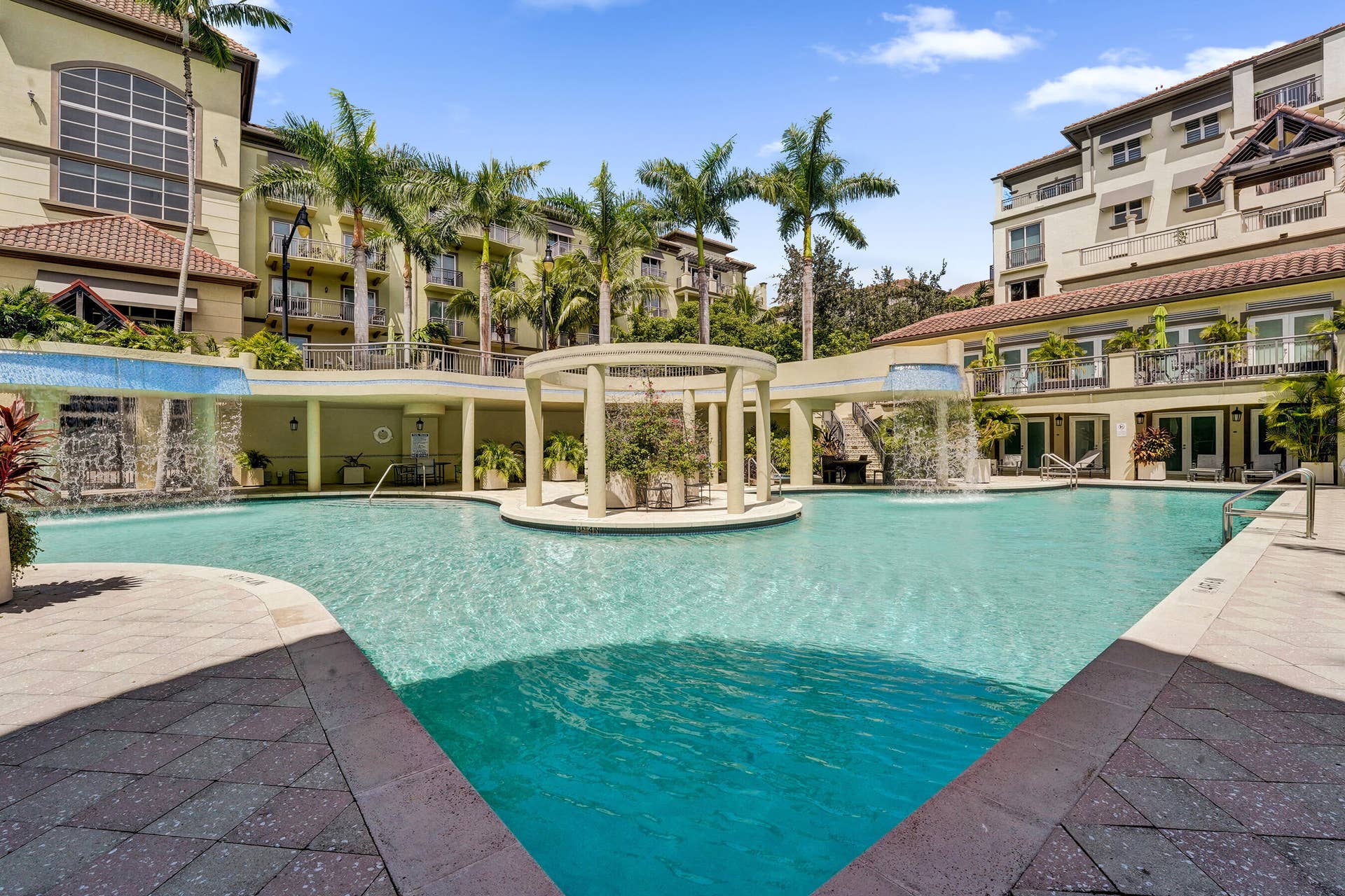 2633 NE 14th Avenue, #103, Wilton Manors, FL 33334 DSC02529