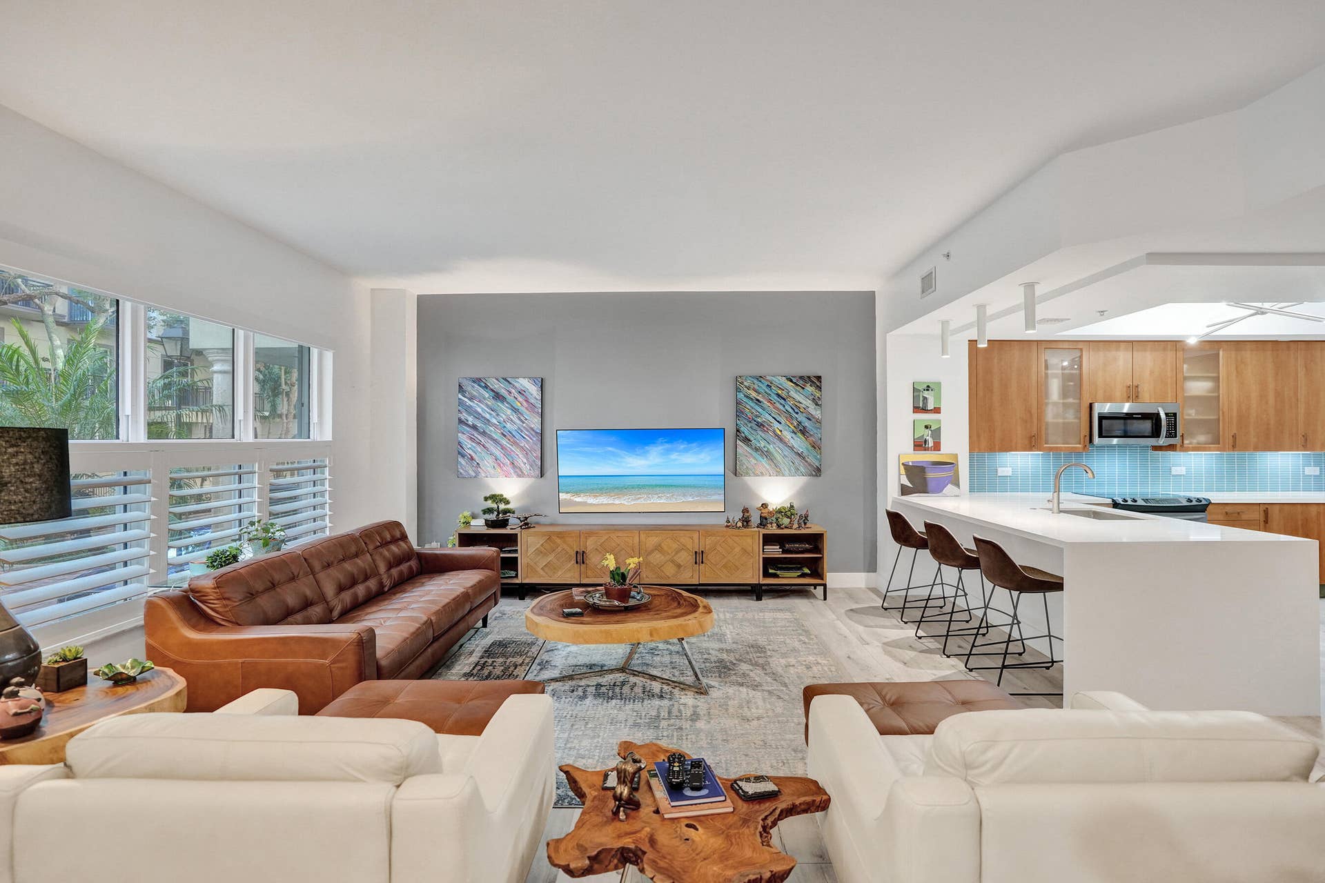 2633 NE 14th Avenue, #103, Wilton Manors, FL 33334 DSC01264