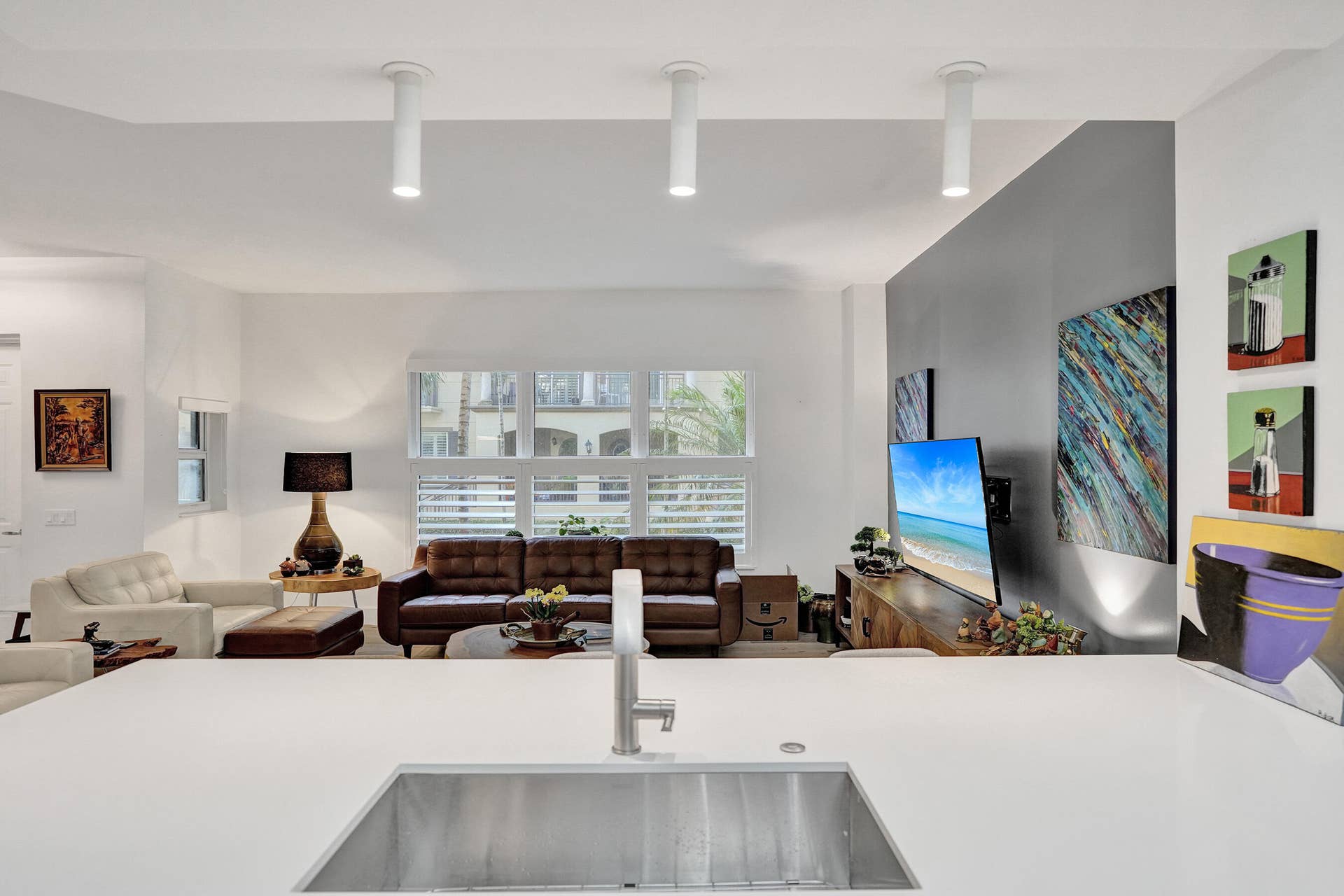 2633 NE 14th Avenue, #103, Wilton Manors, FL 33334 DSC01315